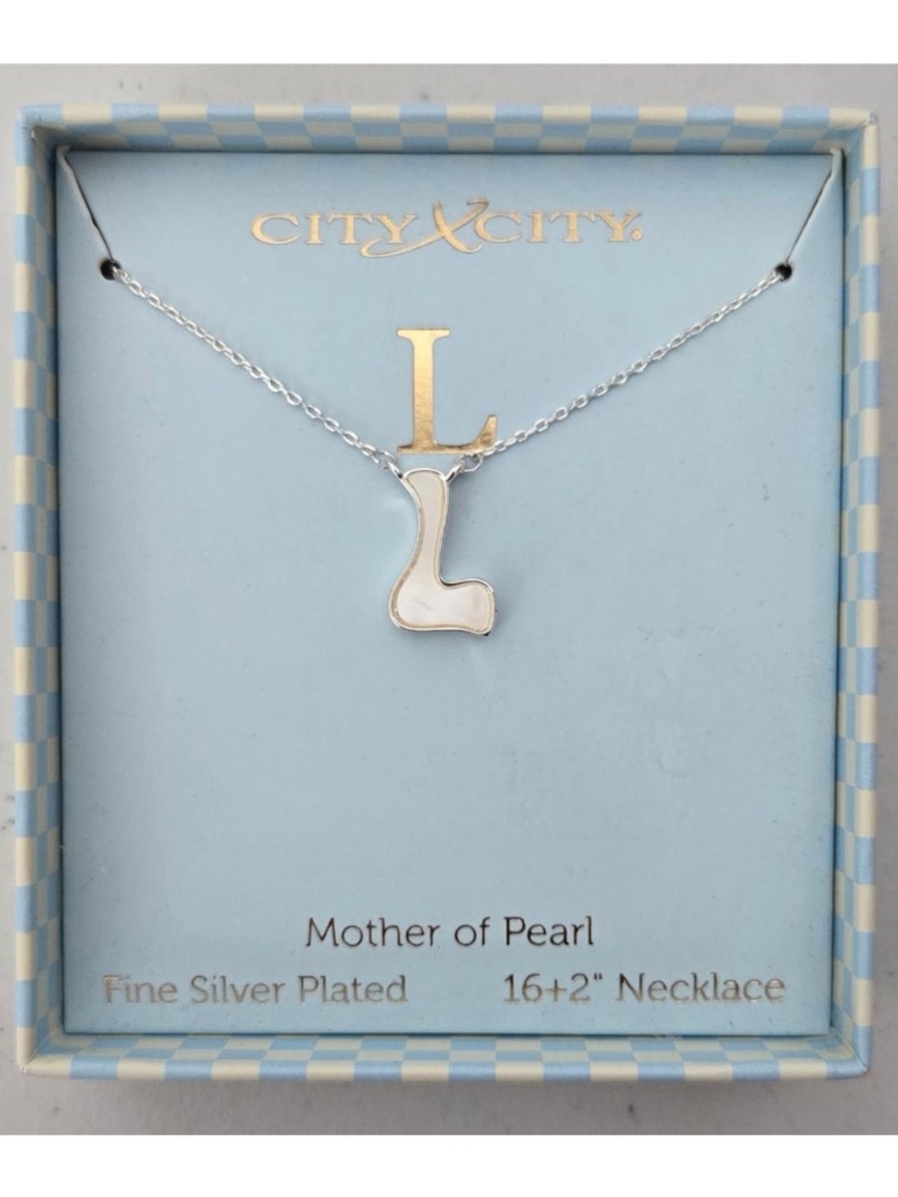New City By City Jewelry Necklace Silver Chain 3D Mother Of Pearl Letter L NWT